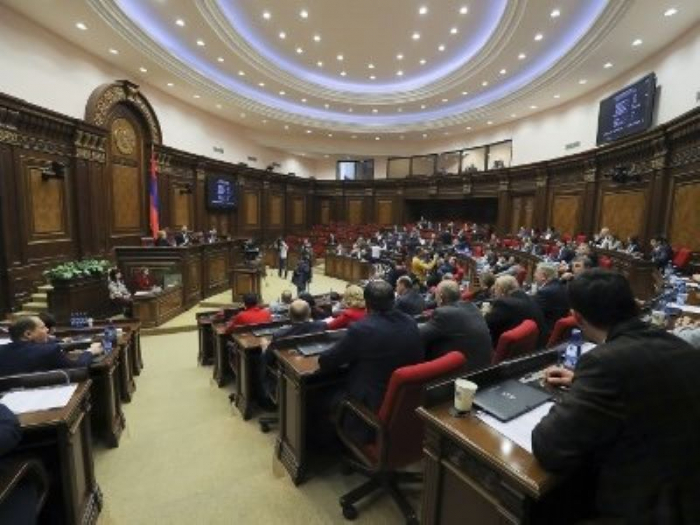  "Parlaq Ermənistan" fraksiyası parlamentin iclasını boykot etdi  