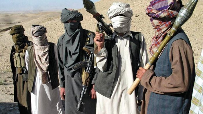 “Taliban” hərbçilərə hücum etdi:   Ölən və yaralılar var   