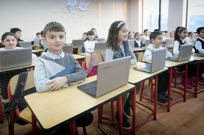 Gürcüstanda məktəblər açılmayacaq