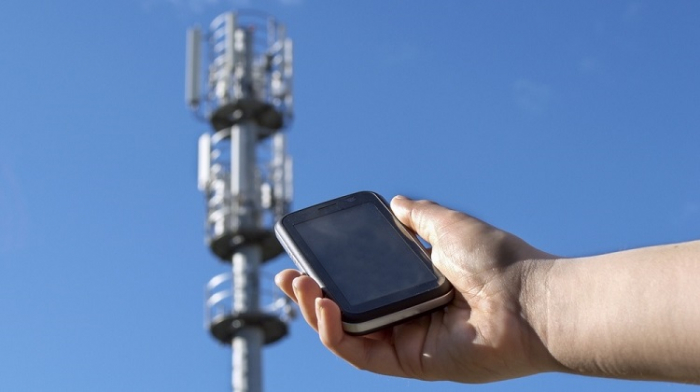 Mobil operatorların antenləri ilə bağlı şikayətlər araşdırılıb