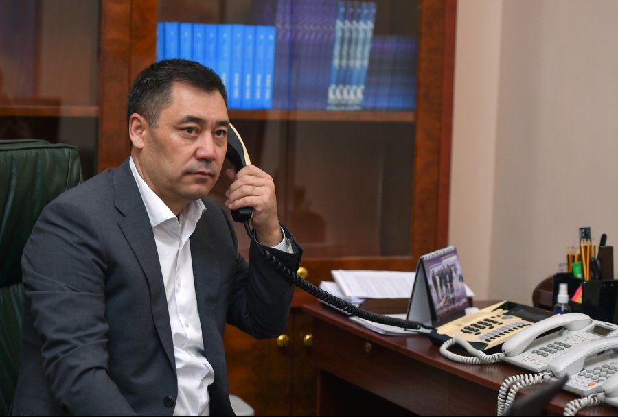  Qırğızıstanın yeni prezidenti:  3 ay əvvəl həbsdən çıxan Japarov kimdir? -  DOSYE  