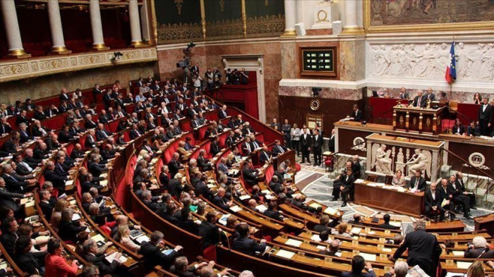 Un projet de loi contre les musulmans adopté par une commission spéciale du parlement français