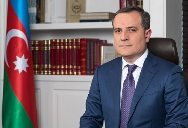   Jeyhun Bayramov discute las declaraciones sobre Karabaj con los representantes de la OSCE  