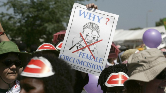 Politik und NGOs fordern Ende der weiblichen Genitalverstümmelung