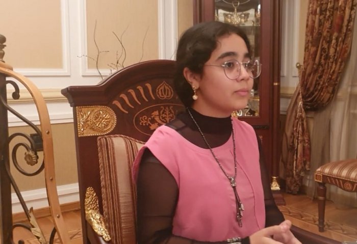 14 yaşlı məktəblinin erkən nigaha etirazı
