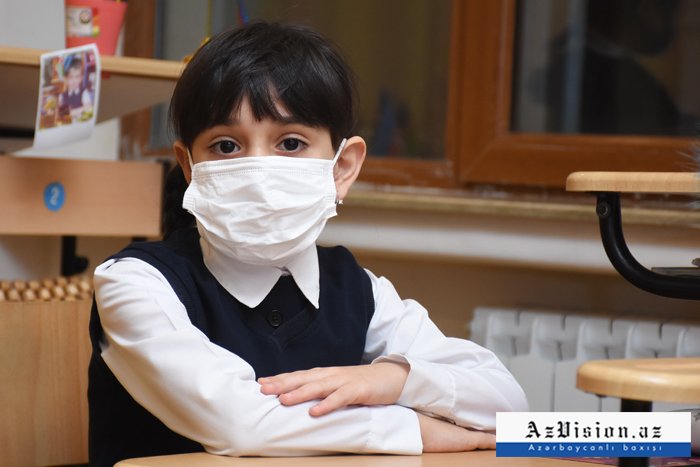  Son sutkada 2 şagird, 7 işçi koronavirusa yoluxdu 