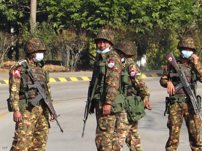 الخدمة انقطعت.. السلطات العسكرية في ميانمار تستهدف "فيسبوك"