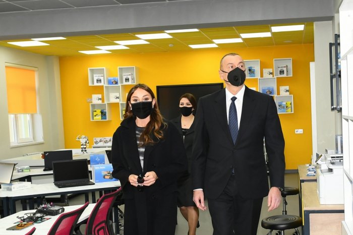 Prezident və birinci xanım Xırdalandakı məktəb-liseydə -  FOTOLAR 