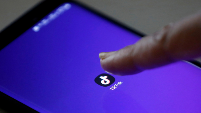 TikTok introduce medidas de censura similares a las de Twitter para frenar la "desinformación"
