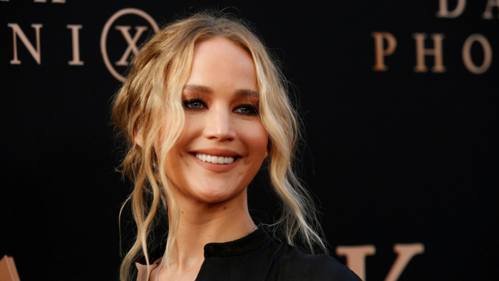 Jennifer Lawrence sufre un accidente durante el rodaje de una película y suspenden temporalmente la producción