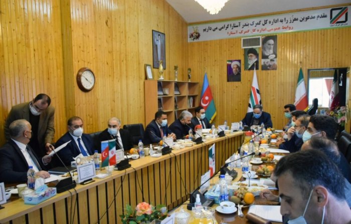 Azerbaijan, Iran exchange views over prospects for customs cooperation