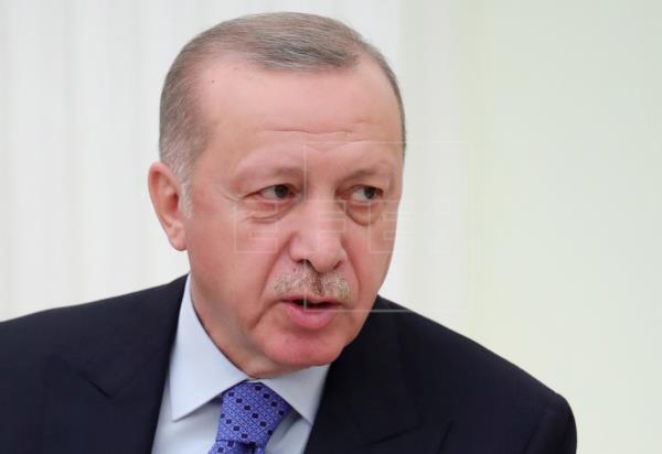 Erdogan asegura que Turquía enviará en 2023 una nave no tripulada a la Luna