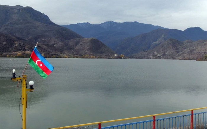 Meeting held to discuss establishment of transport, communication infrastructure in Azerbaijan