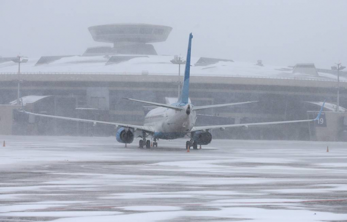   Dozens of flights delayed, canceled in Moscow airports due to snowfall  