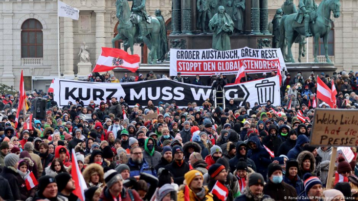 Wiener protestieren gegen Corona-Beschränkungen