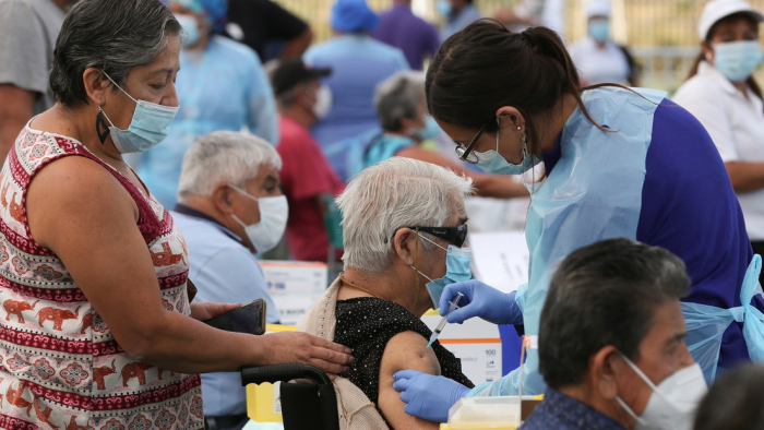 Este país latinoamericano es el líder regional de vacunación contra el covid-19