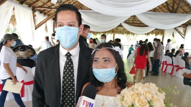 Nicaragua celebra una boda masiva con 800 personas pese a la pandemia