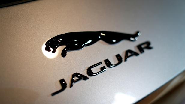 Le constructeur britannique Jaguar Land Rover va devenir tout-électrique