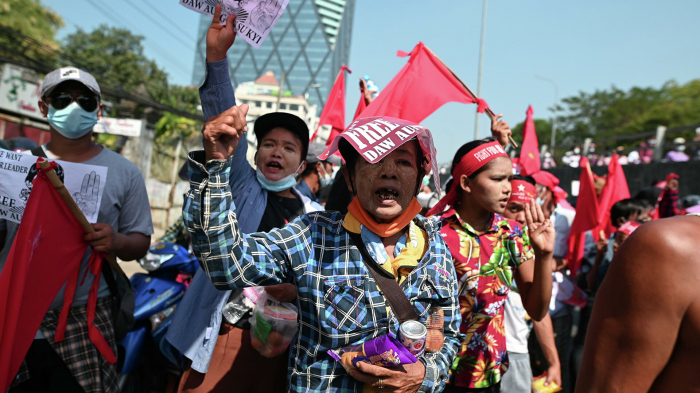 Myanmars Sicherheitskräfte eröffnen Feuer auf Demonstranten