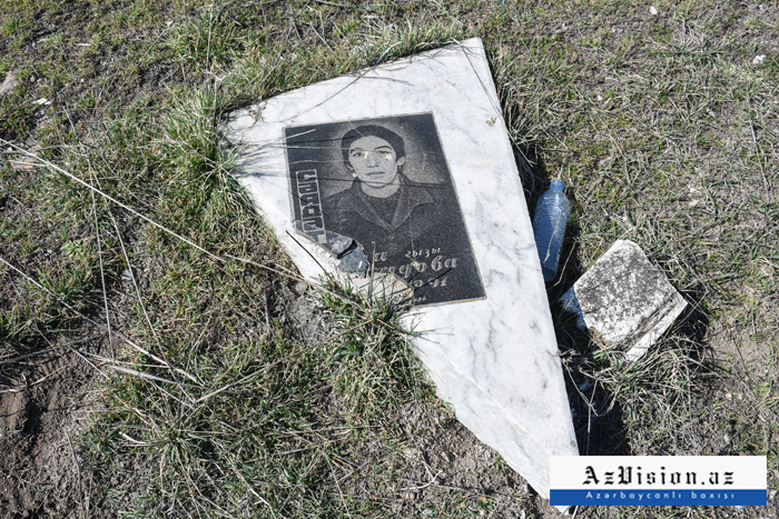     Wildheit ohne Grenzen   - Friedhof von Armeniern in Füzuli zerstört  