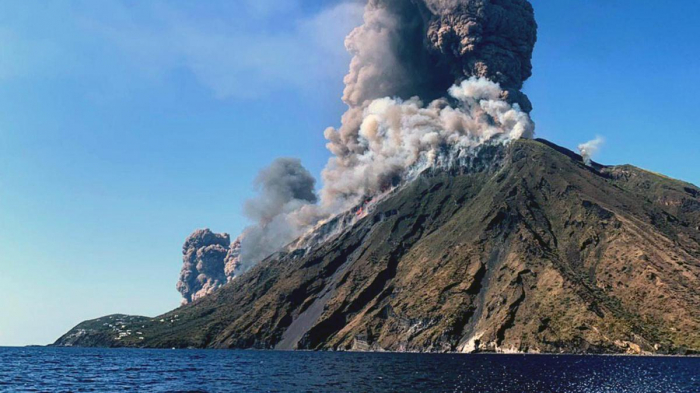 Lava, Asche, Rauchwolken: Vulkan Ätna bietet große Natur-Show