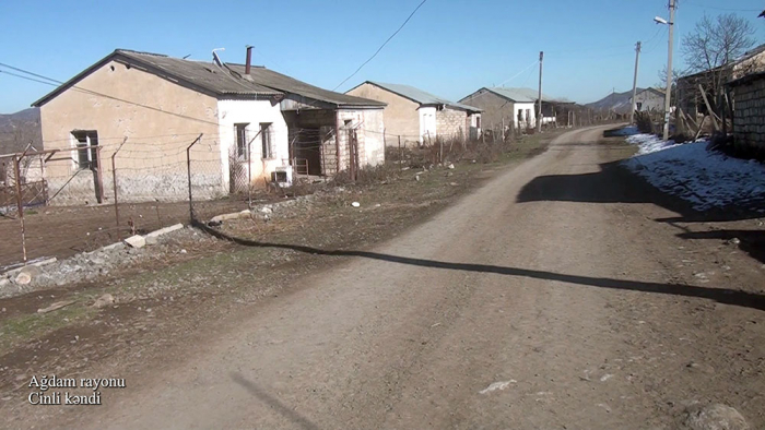   Le ministère de la Défense diffuse une   vidéo   du village de Djinli de la région d