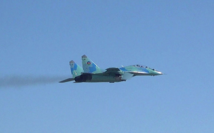   Azerbaijani Air Force carrying out practical flights -   VIDEO    