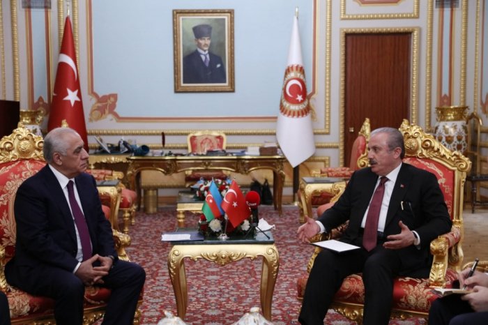  Azerbaijani PM meets with Mustafa Sentop 