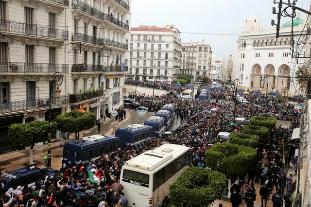 Thousands rally in Algiers on second anniversary of protest movement