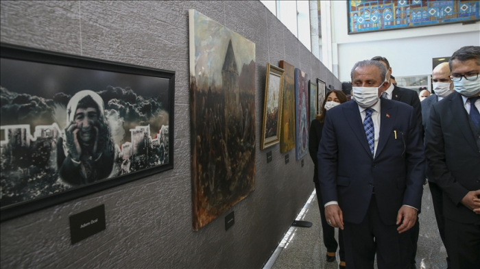  Türkisches Parlament veranstaltet eine Ausstellung über das Massaker von Chodschali  