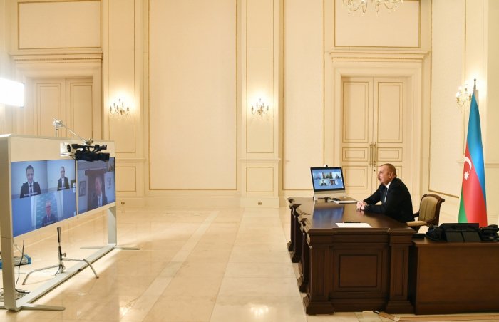   Presidente Ilham Aliyev recibe al CEO de 