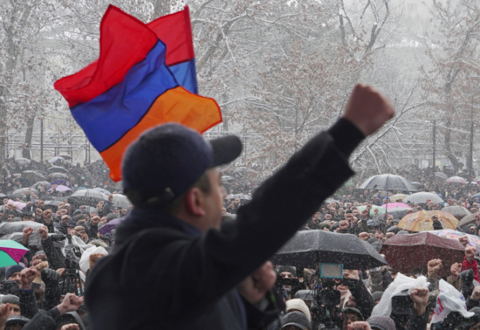   Protests rock Armenia as Pashinyan slams ‘coup’ attempt  