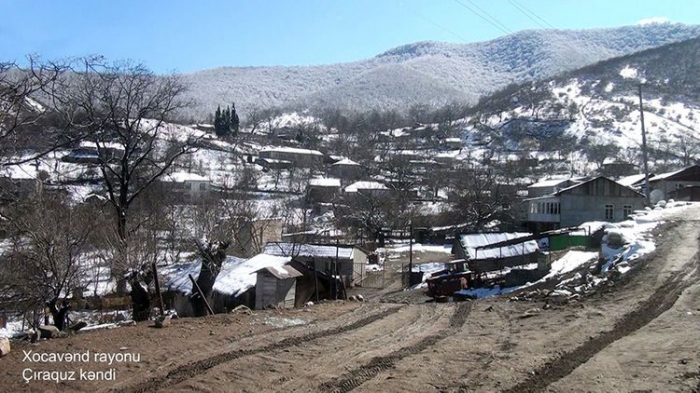  El Ministerio de Defensa presenta imágenes de la aldea de Chiraguz de la región de Khojavend