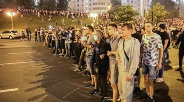 الولايات المتحدة والاتحاد الأوروبي يشيدان بالمتظاهرين في بيلاروس