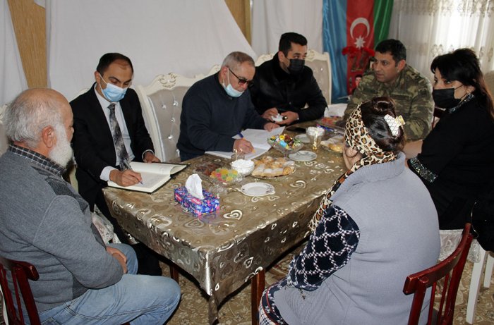 Şəhid və itkin hərbçilərin ailələrinə dəstək göstərilir