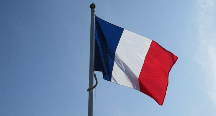  بيان السلام من السفارة الفرنسية 