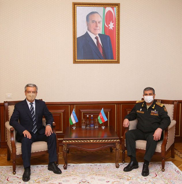    Özbəkistanla hərbi əməkdaşlıq məsələləri müzakirə edildi   