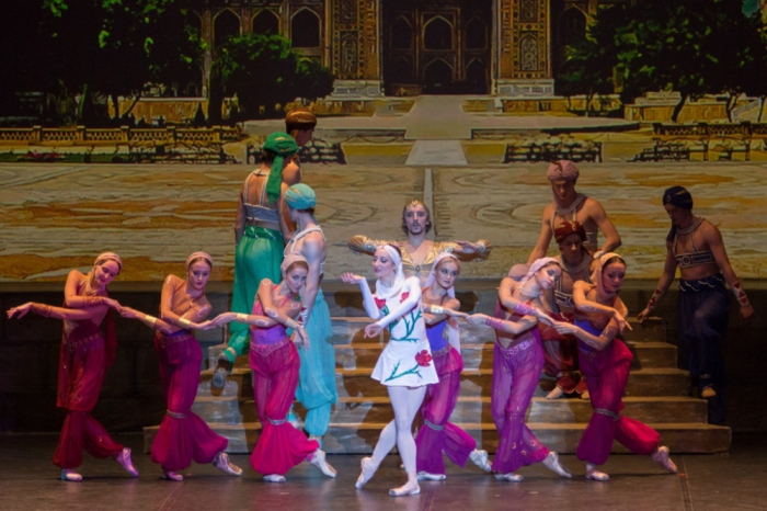 Ballet "Siete bellezas" del compositor azerbaiyano se presenta en una nueva producción en Moscú