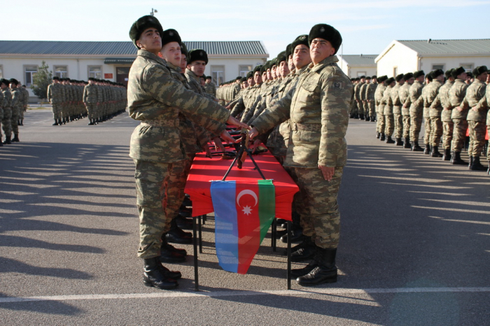   انعقاد حفل أداء اليمين للجنود الأذربيجانيين -   صور    