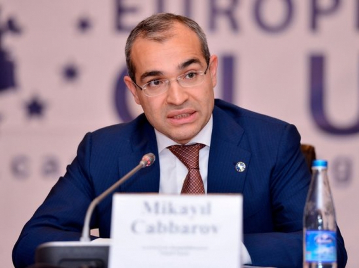 Ministro de Economía destacó la contribución de la cuarta revolución industrial a la economía de Azerbaiyán