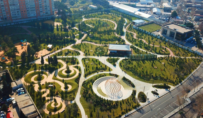 Bakıda park, bağ və istirahət məkanlarının sayı 300-ə çatıb