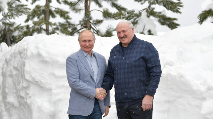 Putinlə Lukaşenko danışıqlar apardı:  “Pul havaya atılmadı”  