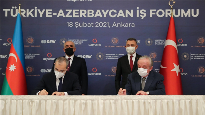  تركيا وأذربيجان توقعان 11 اتفاقية ومذكرة تفاهم  
