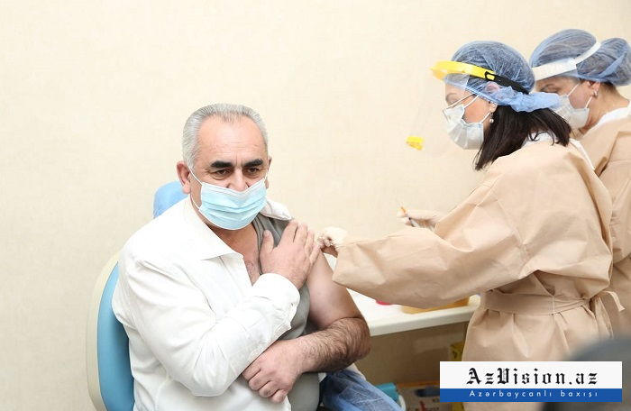   Plus de 75 000 personnes agées de plus de 65 ans ont été vaccinées contre le coronavirus en Azerbaïdjan  