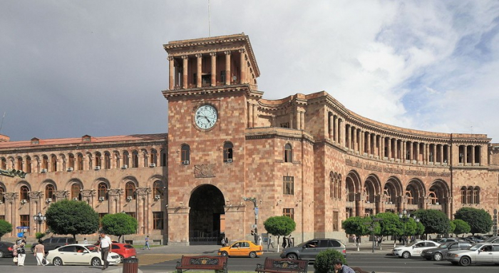  Ermənistanda iqtisadi aktivlik azalıb 