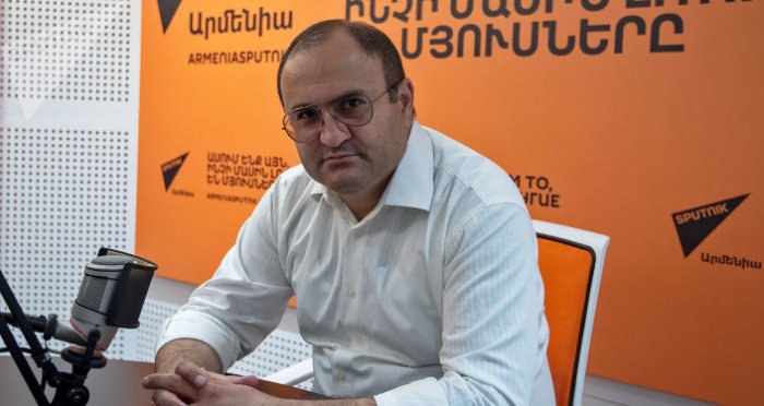   Erməni hərbi ekspert:  “Havada müharibə qoxusu var” 