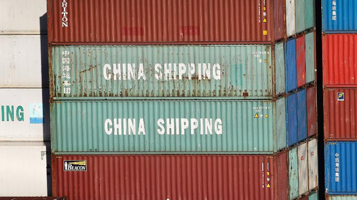 Chinas Exporte überraschen Analysten