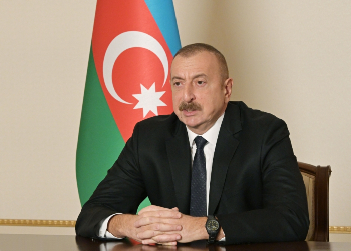  Le président Aliyev souligne l
