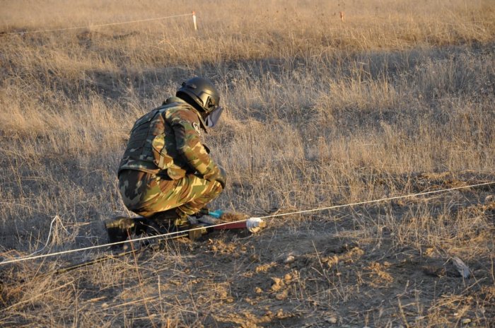 Azerbaijan reveals number of mines found in war-affected territories
