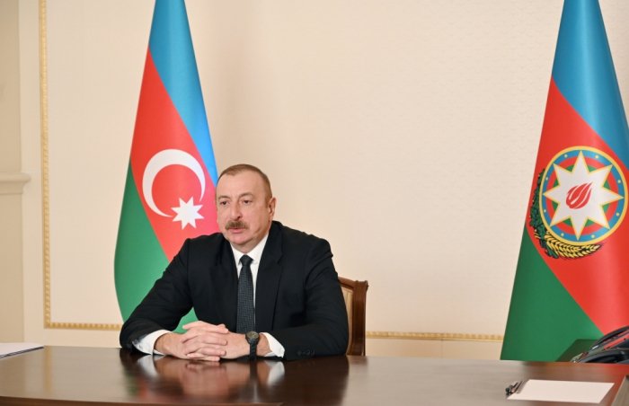  President Ilham Aliyev receives in video format Hungarian foreign minister 